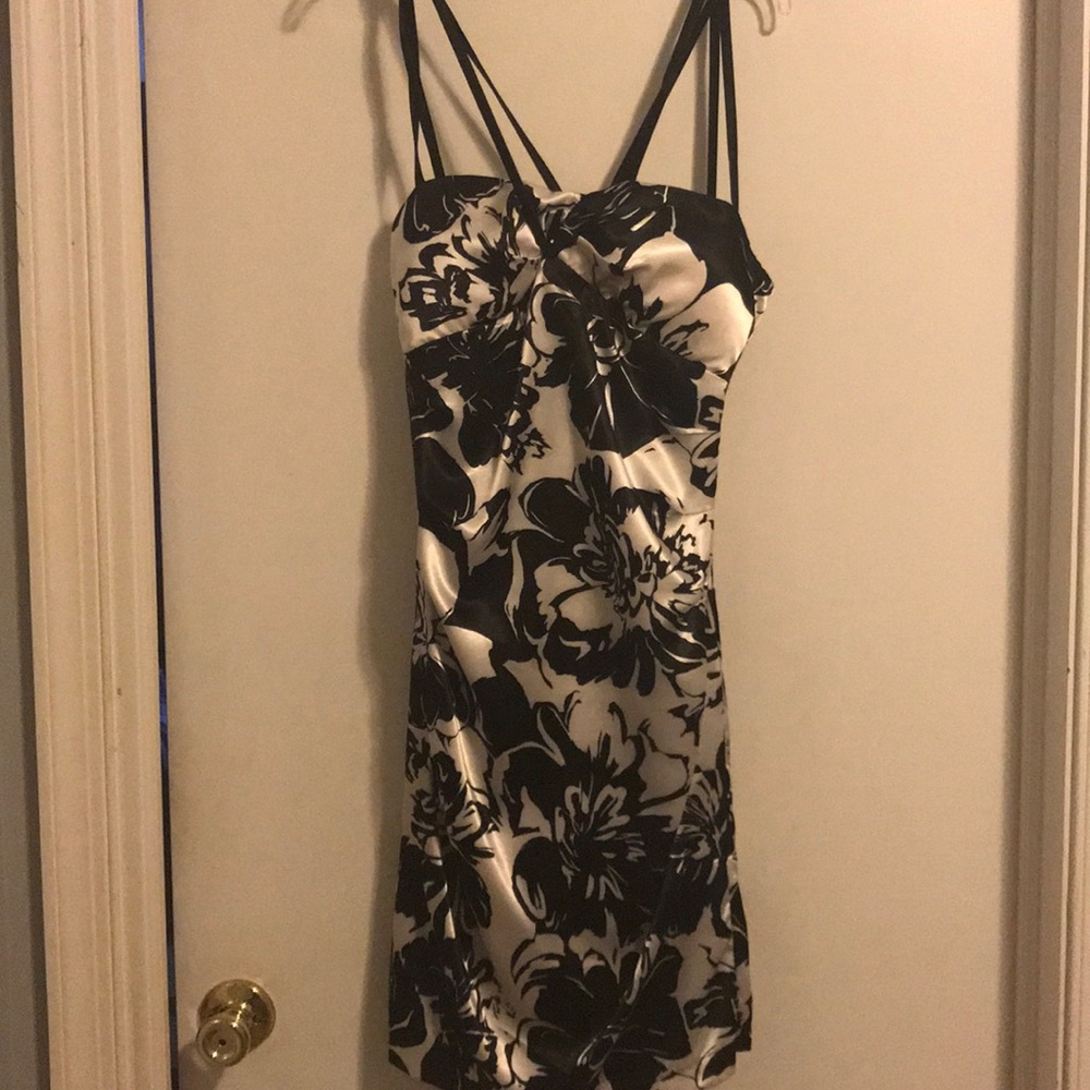 Black and white crisscrossing strap dress